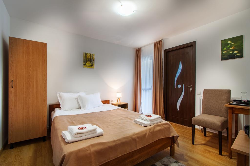 Hotel Casa ARBO Călimăneşti Exterior foto